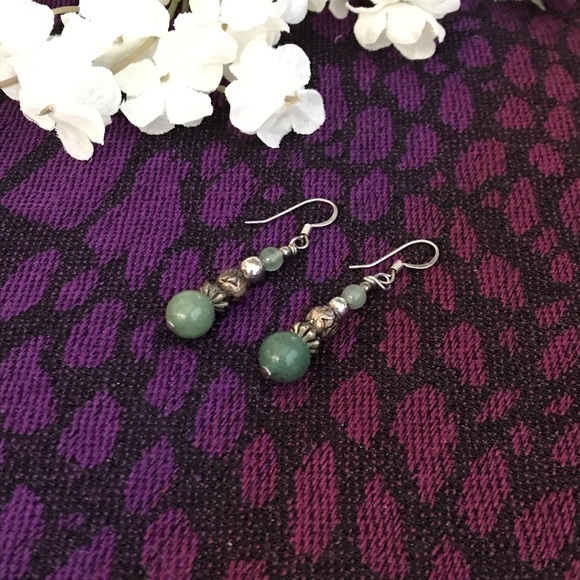 Jade / Silver Bracelet & Earrings Set​​ - Picture 5 of 9